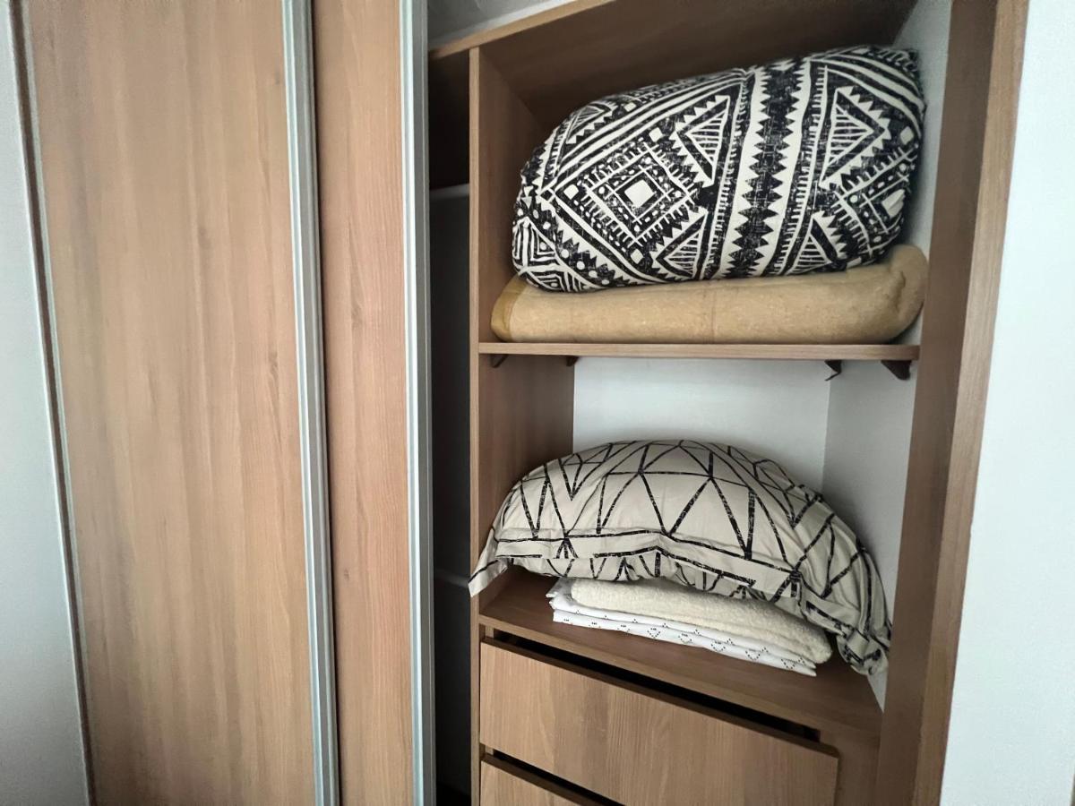 28 Metros Costado Clinica Condes ,hasta 5 Personas Apartamento Santiago
